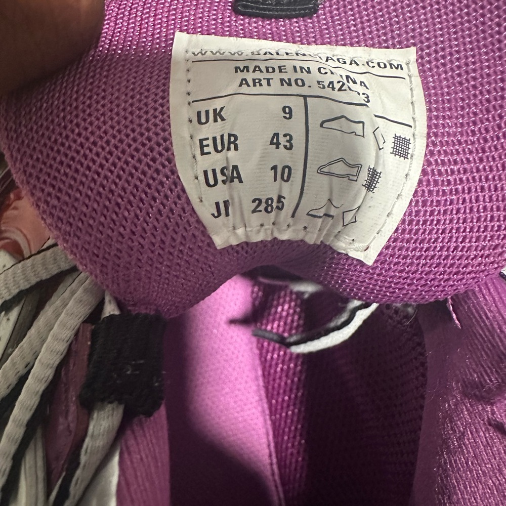Balenciaga Purple and Black Sneakers - Picture 2 of 16